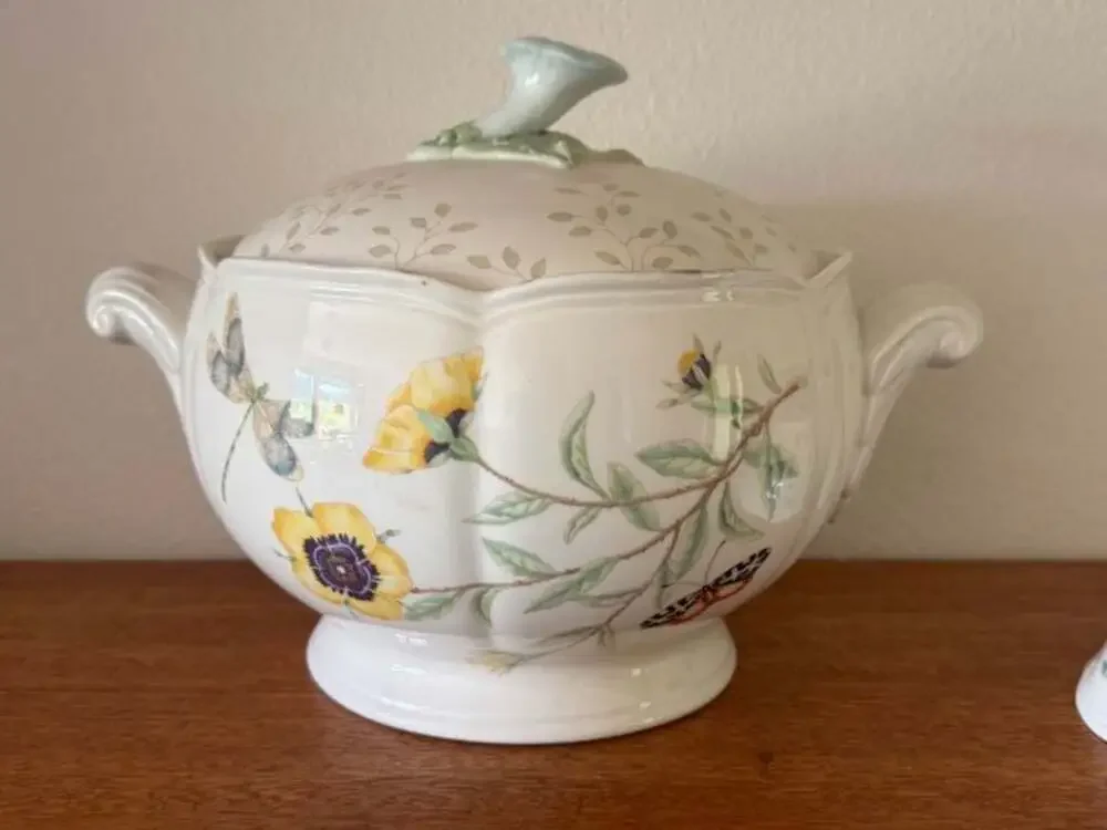 Lenox Butterfly Meadow Round Covered Casserole Dish